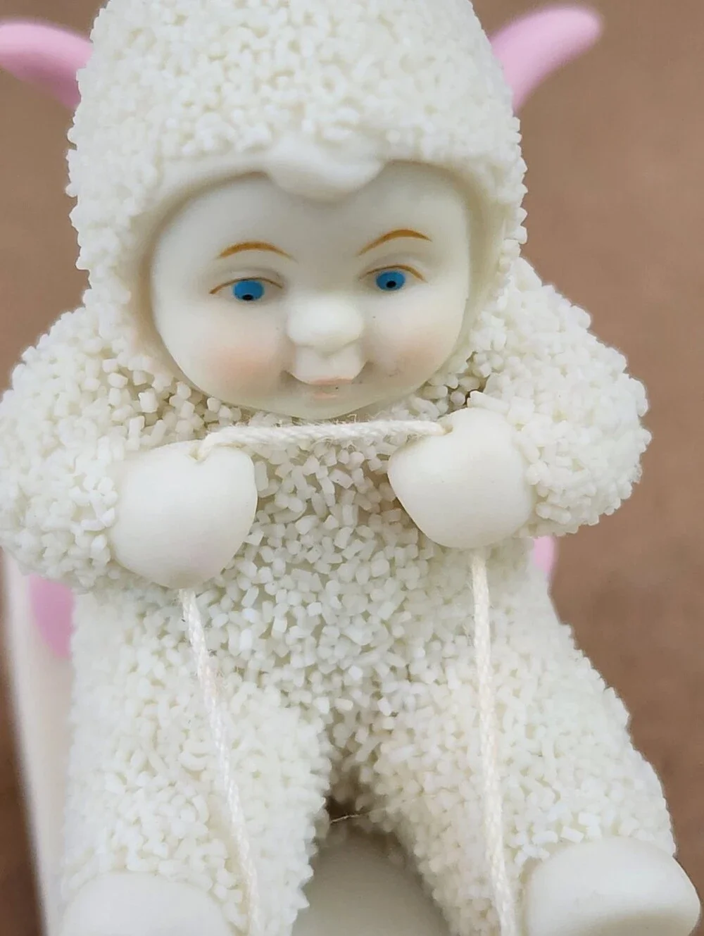 Disney Department 56 Trinket Box Snowbabies Look POOH  NO Hands ~ Figurine 2004
